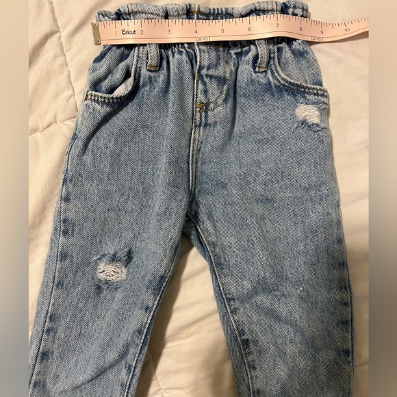 Zara toddler mom jeans - Picture 3 of 3